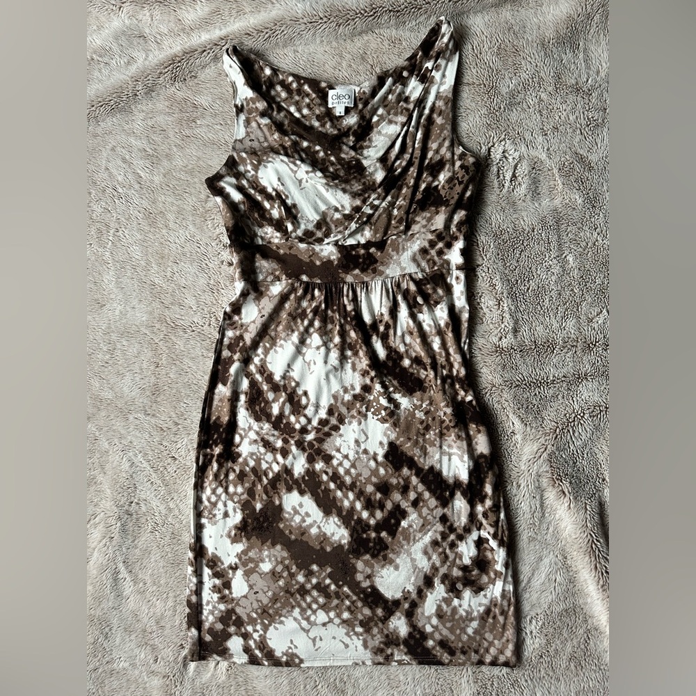 EUC Cleo Brown and White Women's Dress